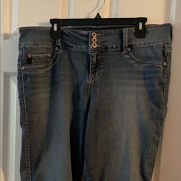 Torrid Women's Blue Skinny Jeans - Picture 2 of 5